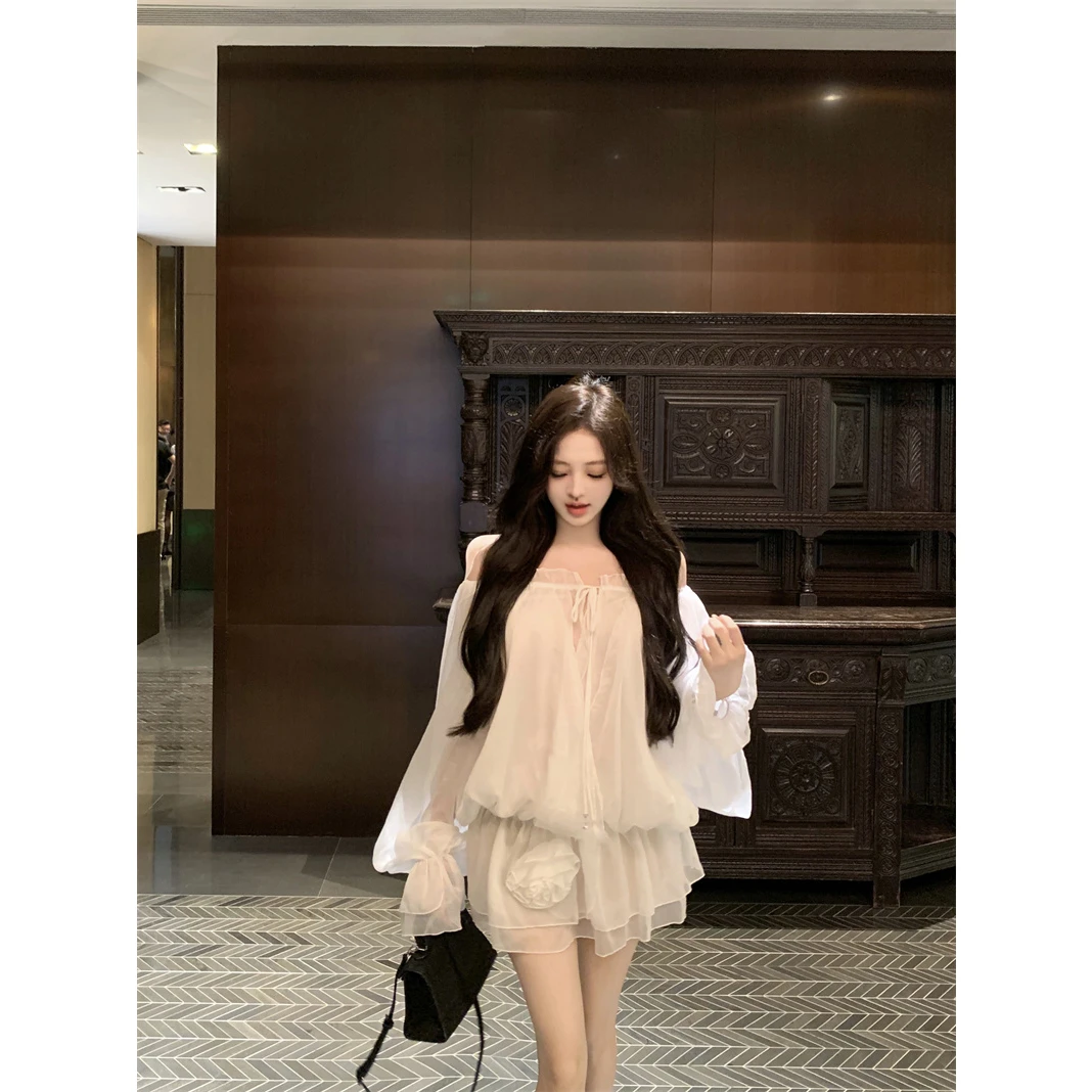 钓系约会抽绳雪纺衫绝美女装时尚气质2025年夏季一字肩网纱短上衣