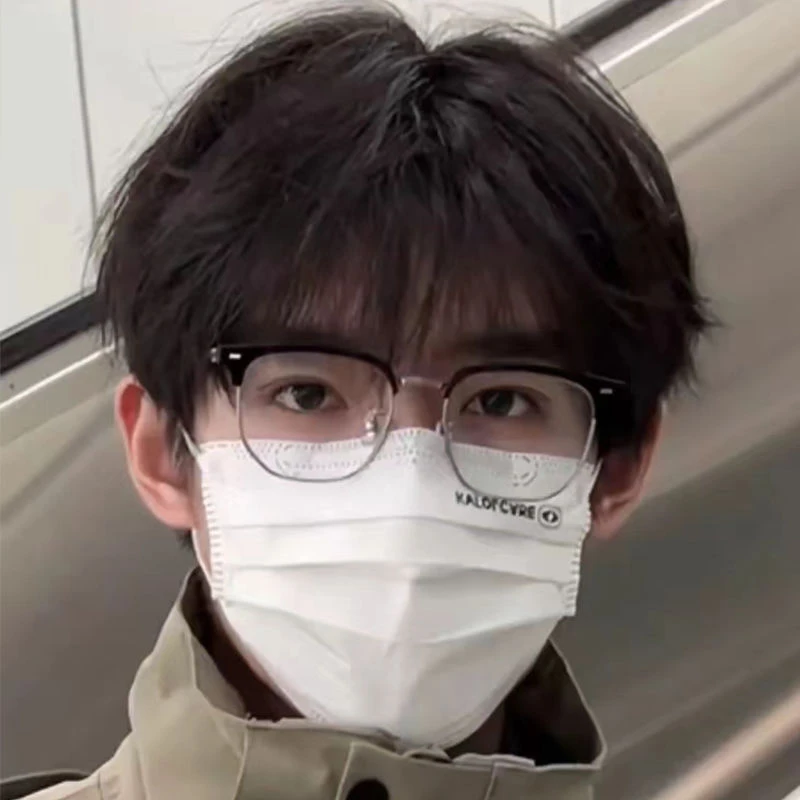 小红书半框近视眼镜理工男痞帅高颜值防蓝光通勤平光镜女学生韩潮