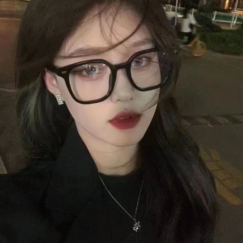 清仓高冷黑！素颜百搭温柔小众复古方框近视眼镜高颜值街拍神器女