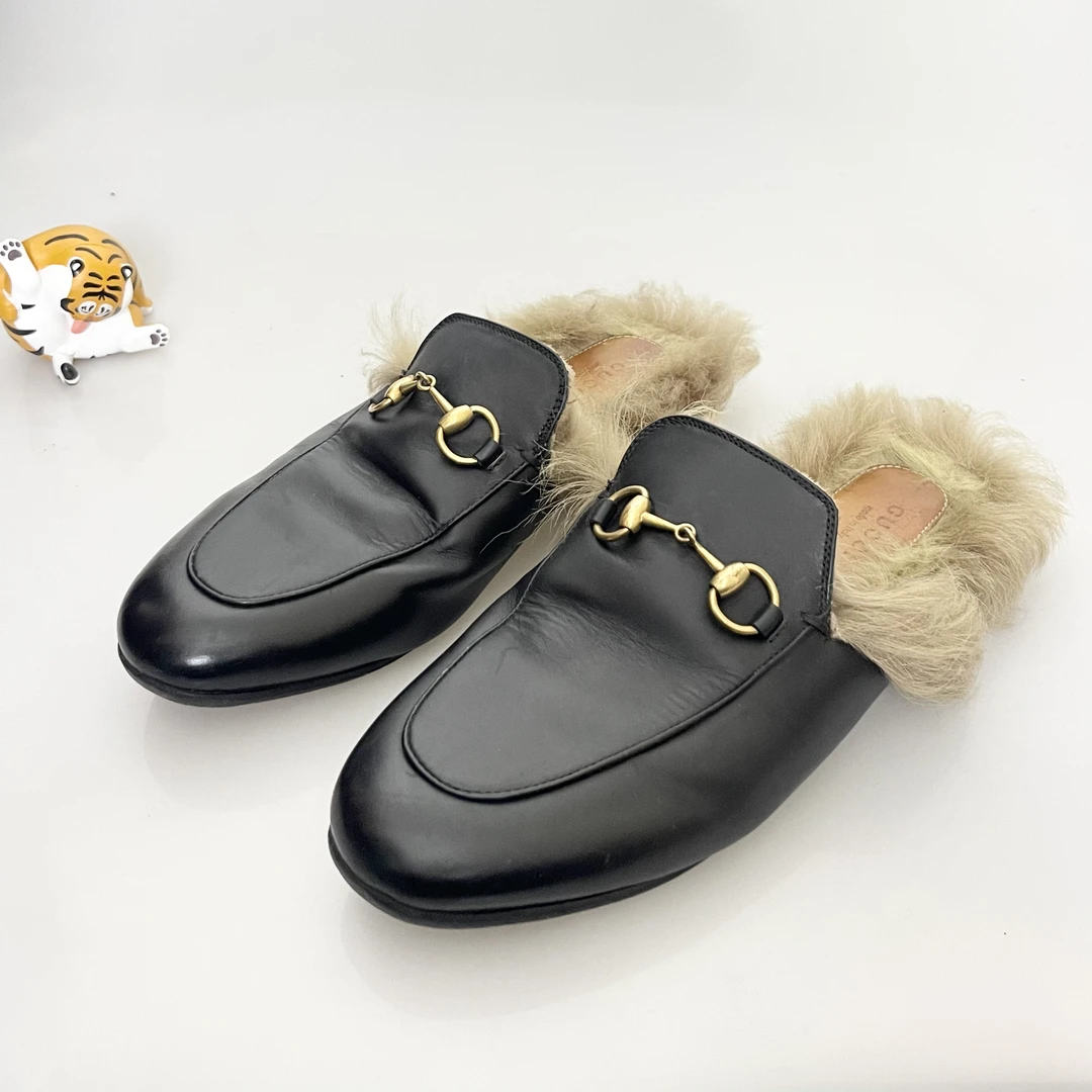 95新 GUCCI/古驰 36码Gucci经典毛拖 95新