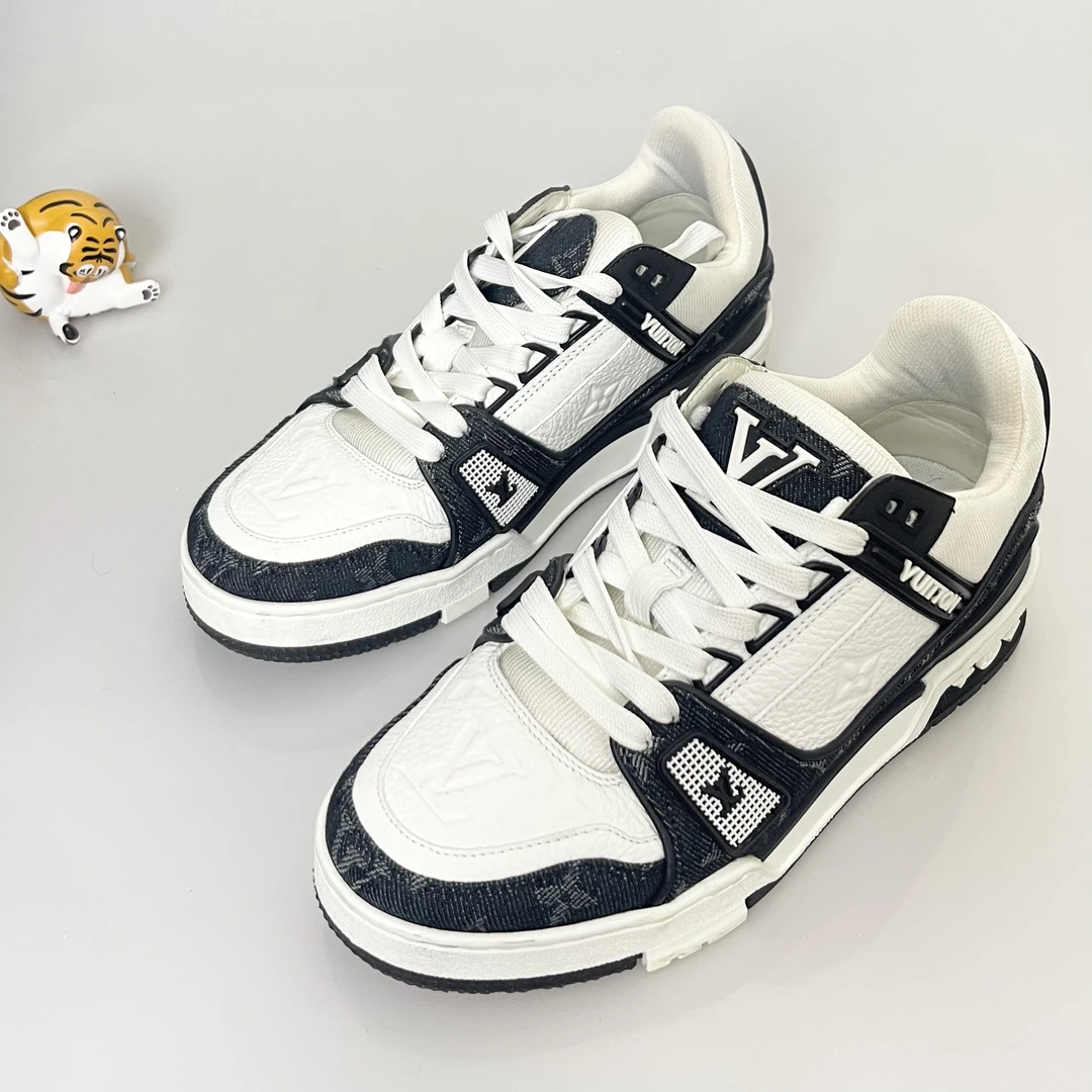 95新 LouisVuitton/路易威登 36.5码 LV trainer黑白牛仔板鞋95新