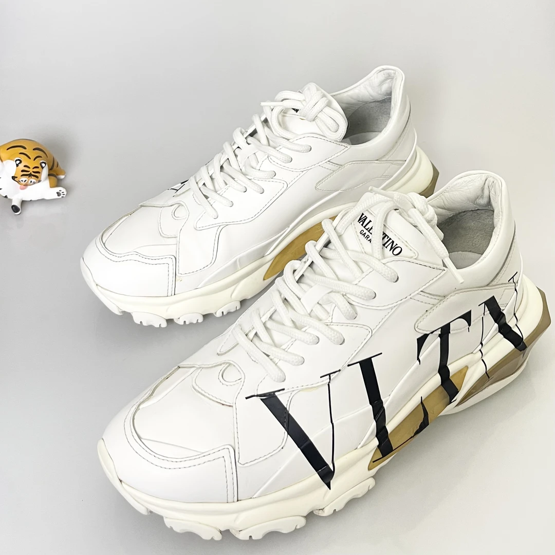 95新 Valentino/华伦天奴 40码Valentino华伦天奴老爹鞋95新