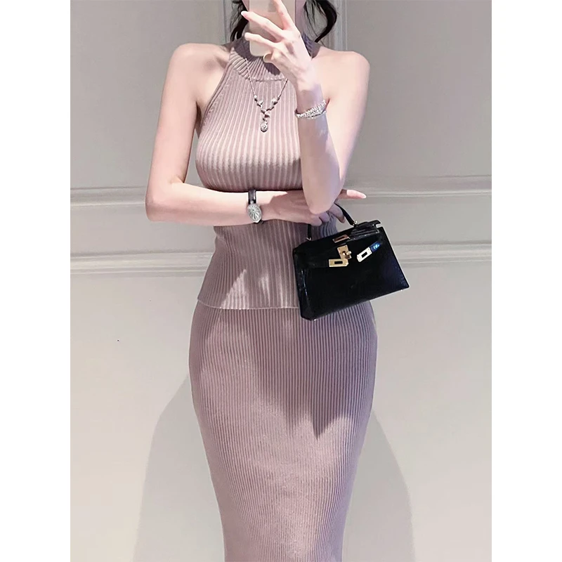 熊熊屋【绵绵栗子】气质女人无袖挂脖立领上衣 包臀针织长裙套装