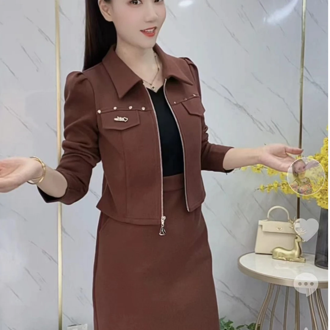 《金美推荐》 2024冬季新款时尚轻奢气质减龄修身显瘦假两件连身裙