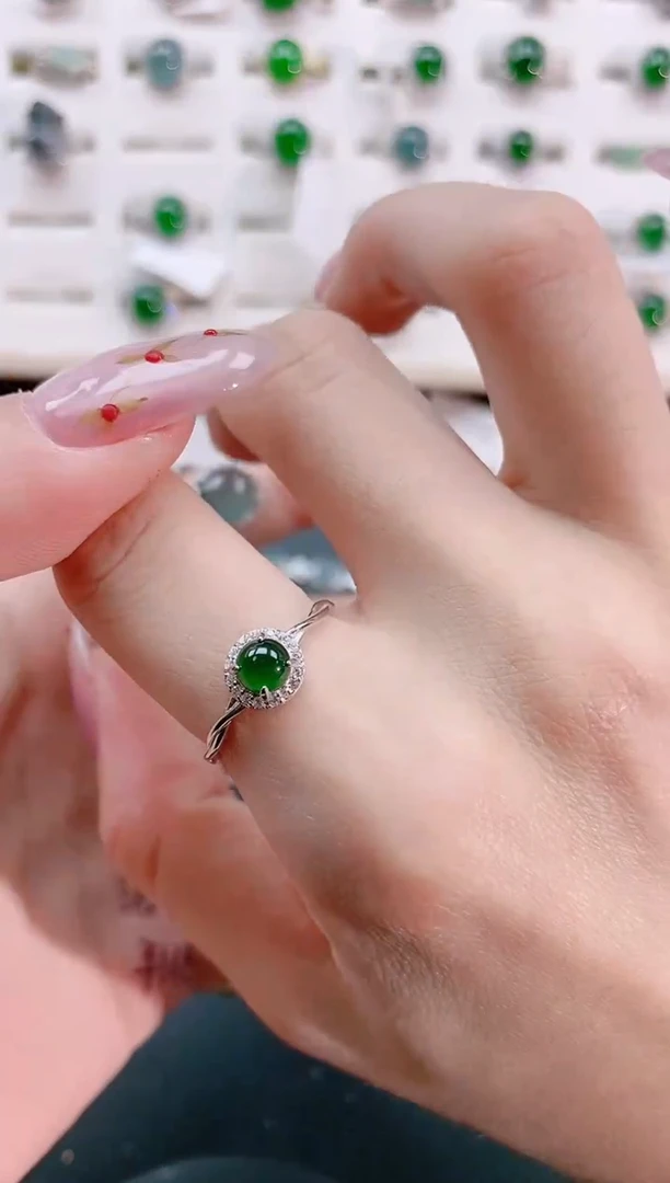 【闪购商品】翡翠手链银S925镶嵌天然翡翠戒指