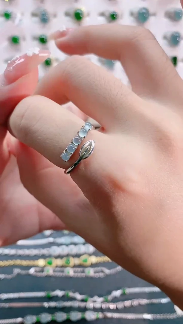 【闪购商品】翡翠戒指银S925镶嵌天然翡翠