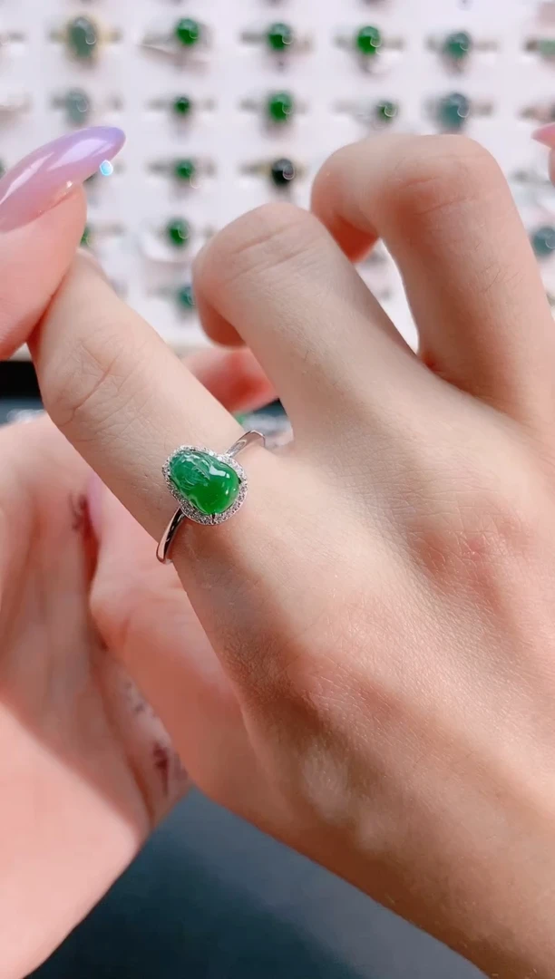 【闪购商品】翡翠戒指银S925镶嵌天然翡翠