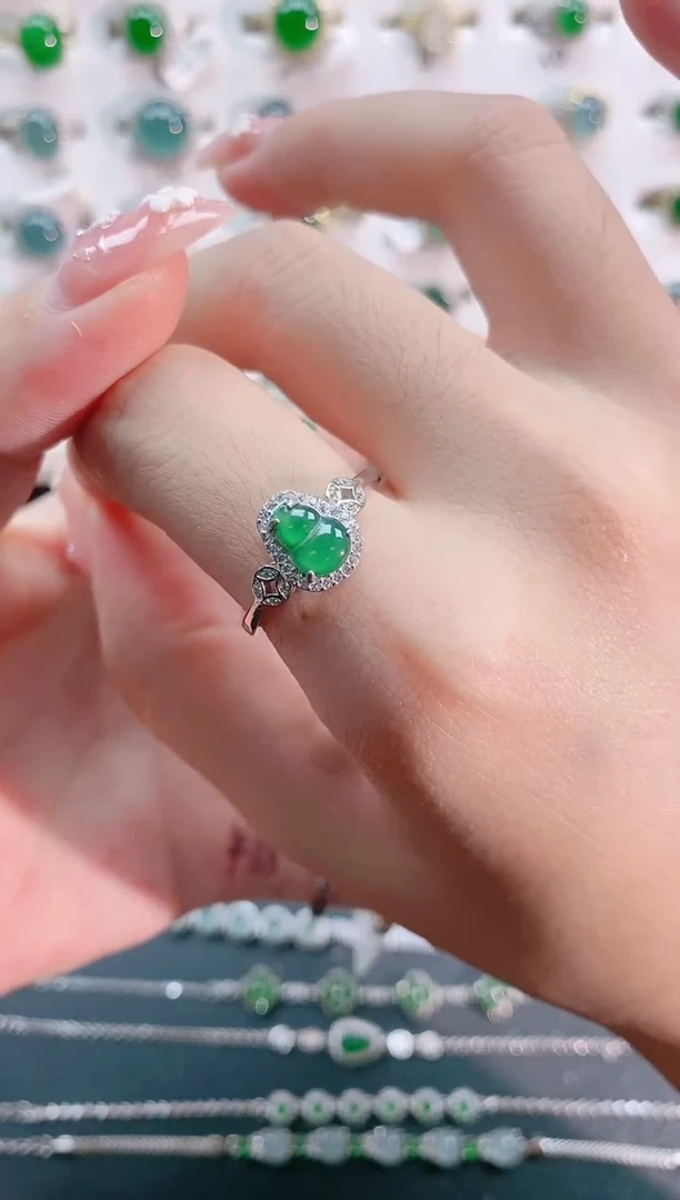 【闪购商品】翡翠戒指银S925镶嵌天然翡翠
