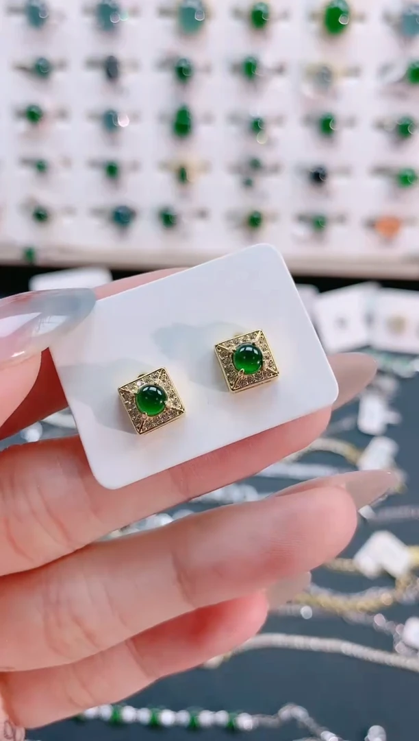 【闪购商品】翡翠耳饰银S925镶嵌天然翡翠