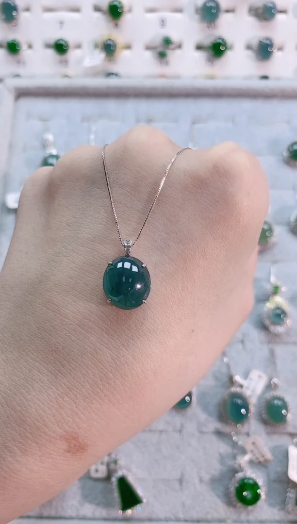 【闪购商品】翡翠颈饰银S925镶嵌天然翡翠