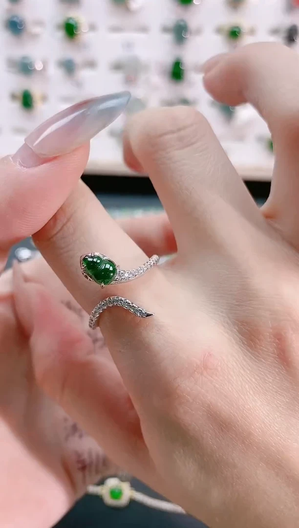 【闪购商品】翡翠戒指银S925镶嵌天然翡翠