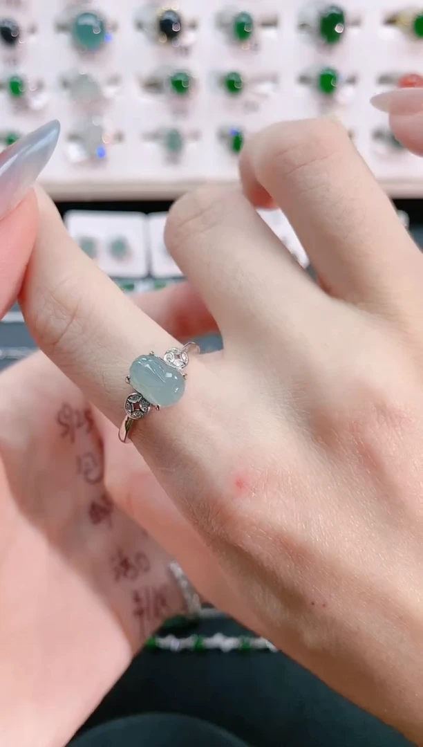 【闪购商品】翡翠戒指银S925镶嵌天然翡翠