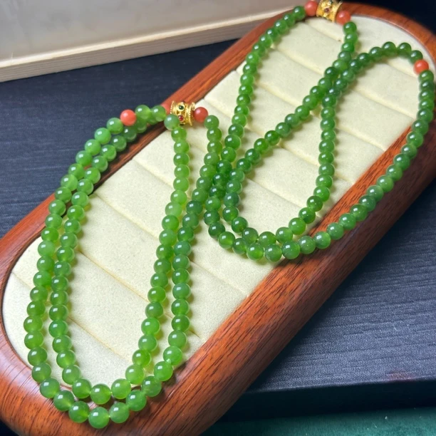 YF58-1328天然和田玉碧玉冰底辣绿妈妈链6mm+多样性发其一