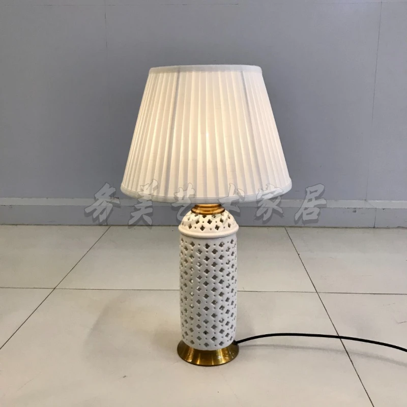 BORCH/博瑞奇 镂空陶瓷台灯氛围装饰摆件（06813）