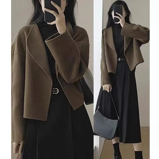赫本风短款毛呢外套女2025春秋季小个子加厚高级感搭配半身裙上衣
