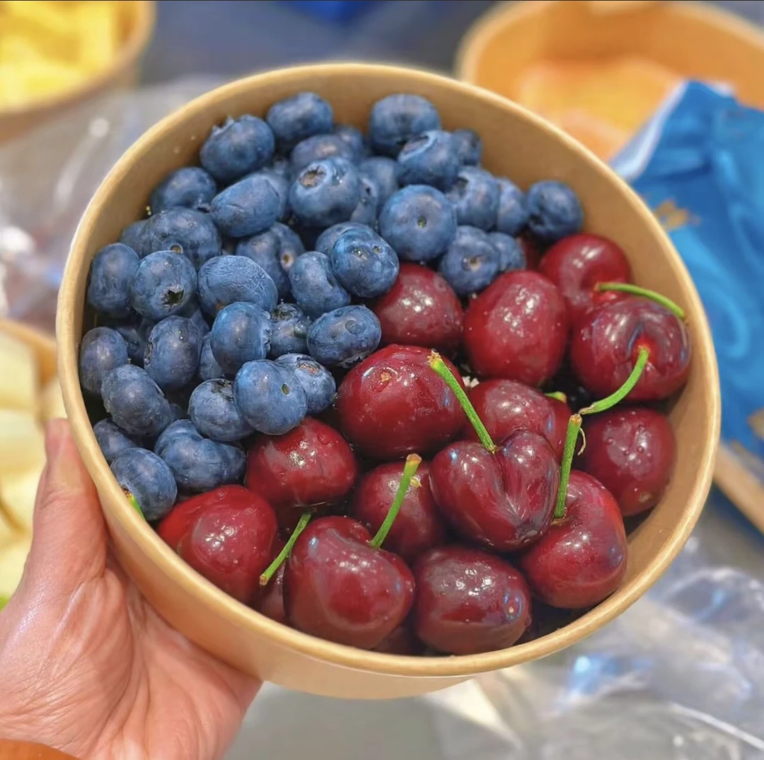鲜果切樱桃莓莓双拼一份350克