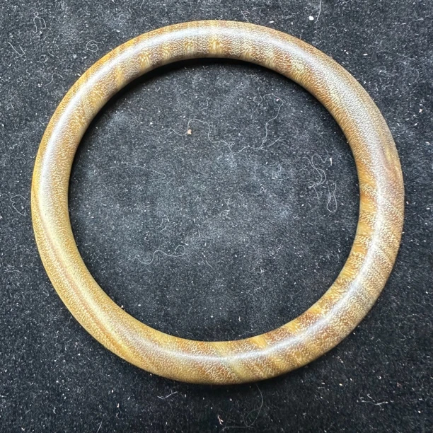 绿檀爆香满水波手镯