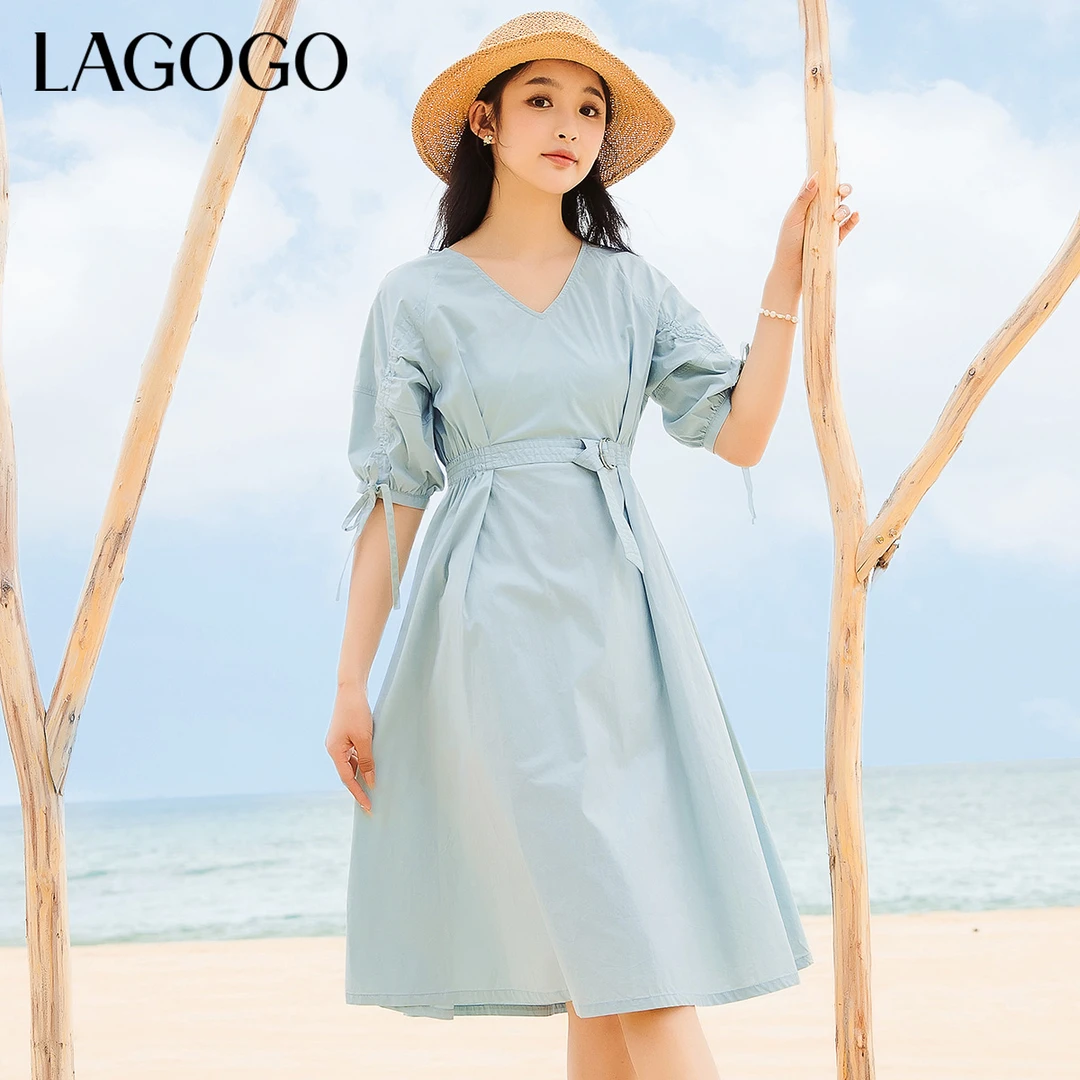 lagogo新款精致V领收腰中长款连衣裙女MALL335G18