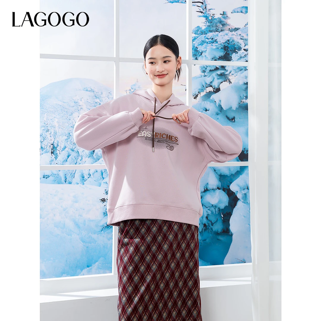 【陈大可】lagogo2024年新款多巴胺粉色元气连帽卫衣女NCEE419G19