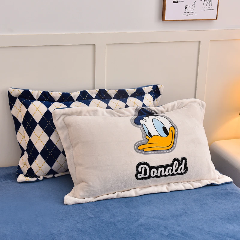 加厚牛奶绒枕套一对装迪士尼卡通加绒枕芯罩珊瑚绒枕头套宿舍家用