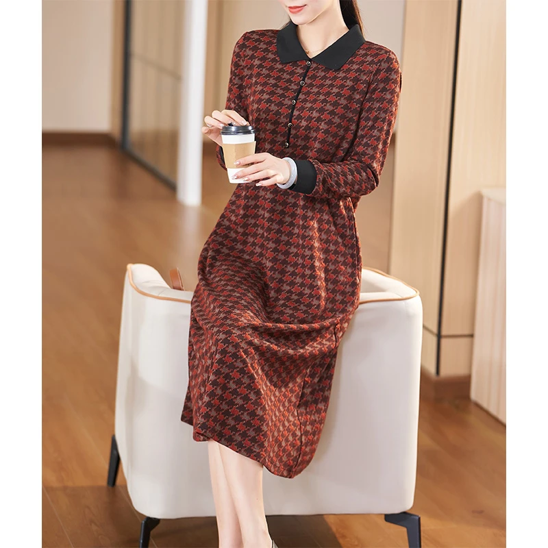 迪欧芙2025秋冬季新款显瘦洋气小众花色款长袖女连衣裙#QLQ15577