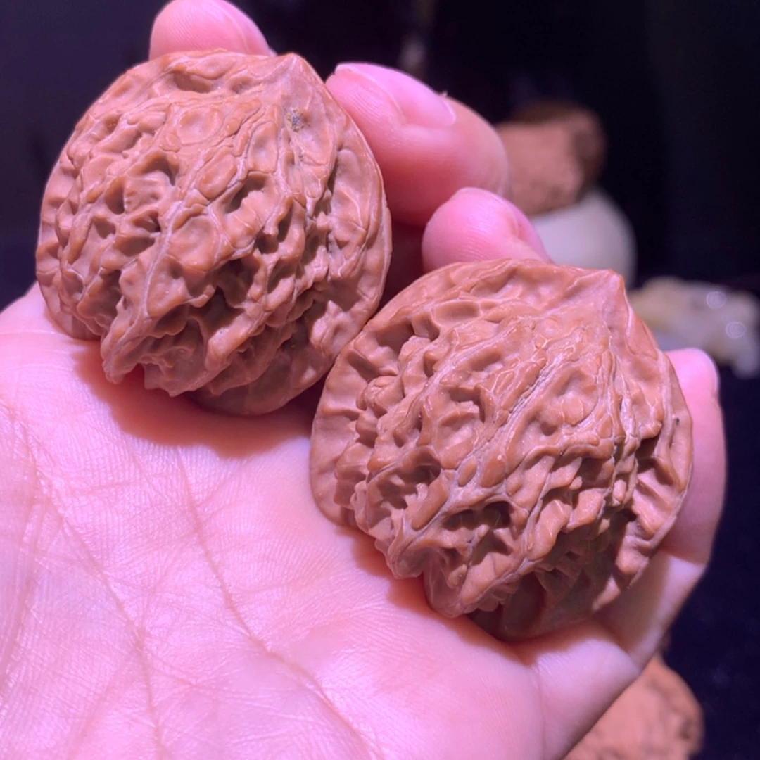 【闪购商品】文玩核桃把件38盘山