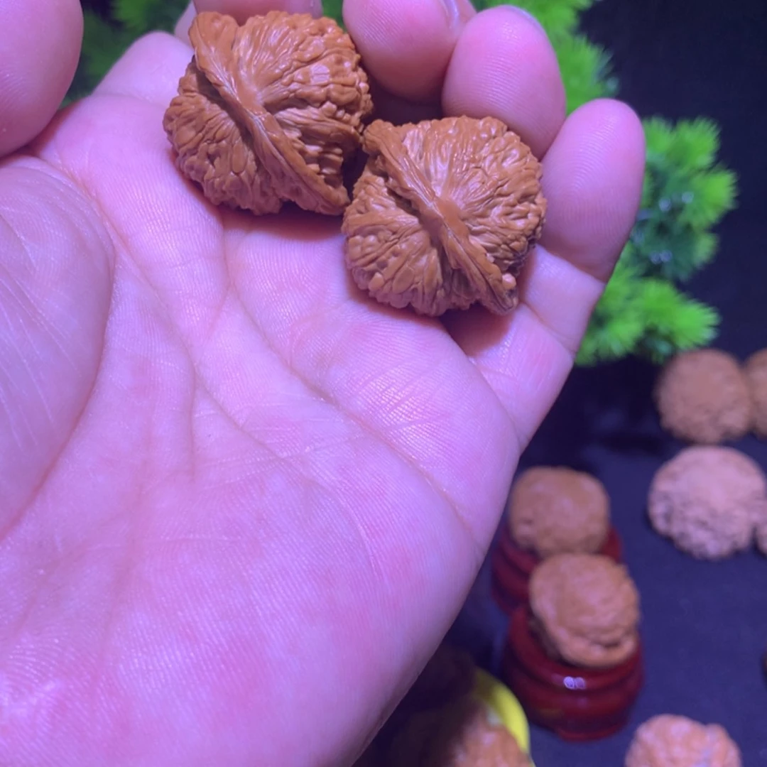 【闪购商品】文玩核桃把件33四座楼