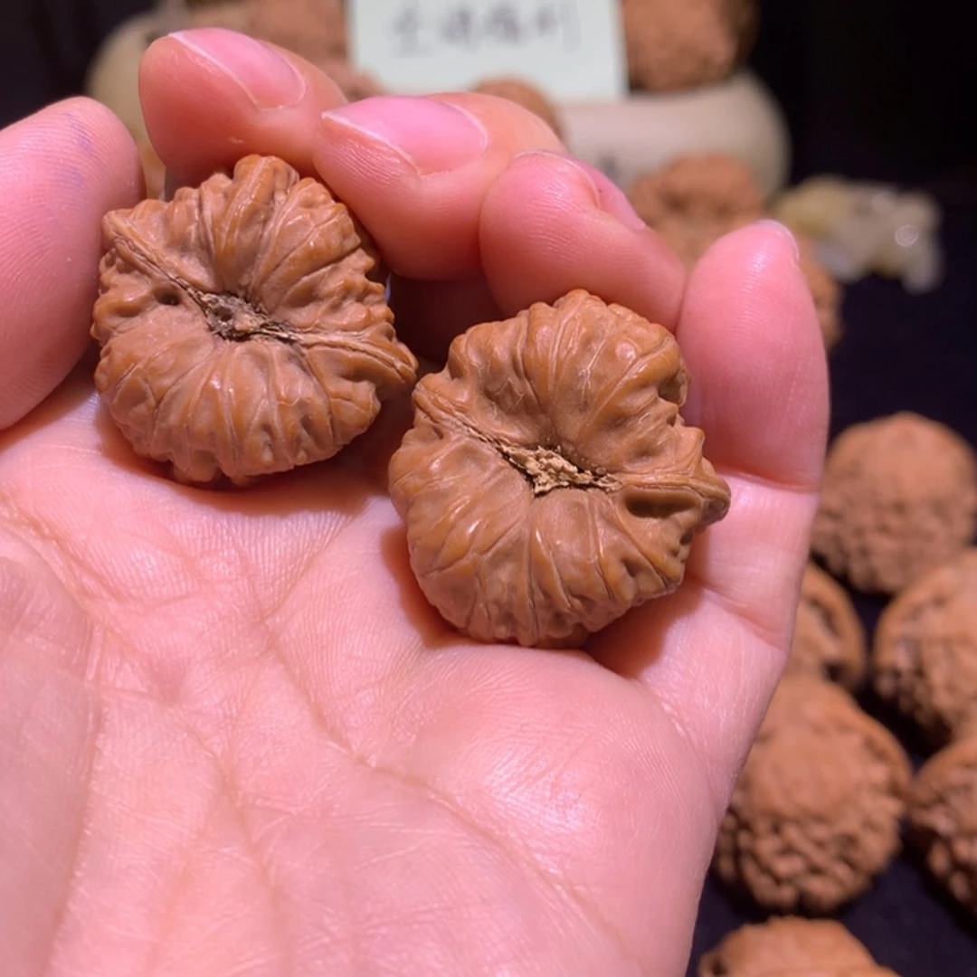 【闪购商品】文玩核桃把件R****D28凹底手捻