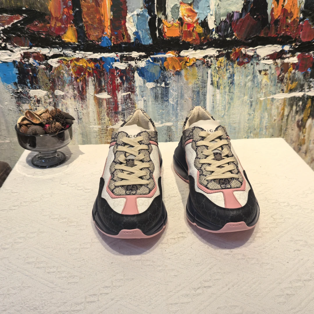 全新未使用 GUCCI/古驰 GUCCI女款粉边儿老爹鞋