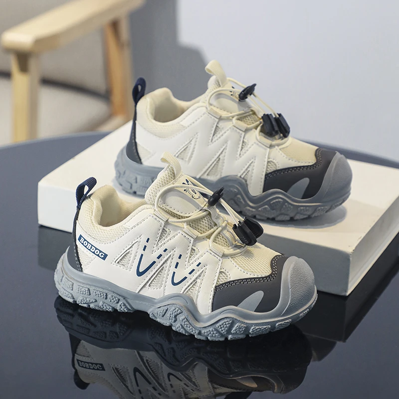 Bobdog/巴布豆2024秋季新款儿童运动鞋轻便设计时尚潮流日常户外