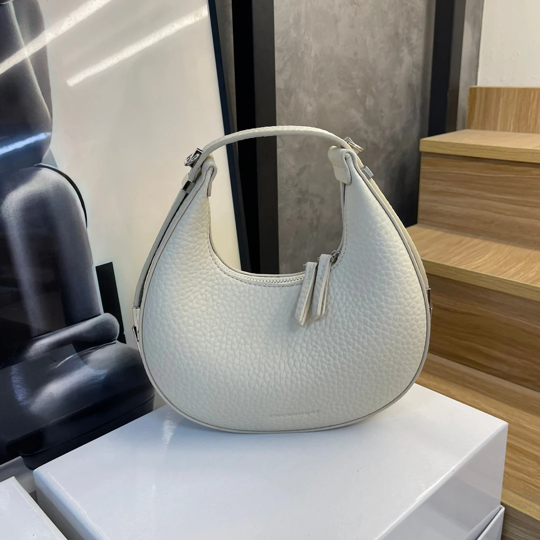 【带礼盒】2024新款定制新款时尚百搭单肩包 ins 网红斜挎包 (A045)