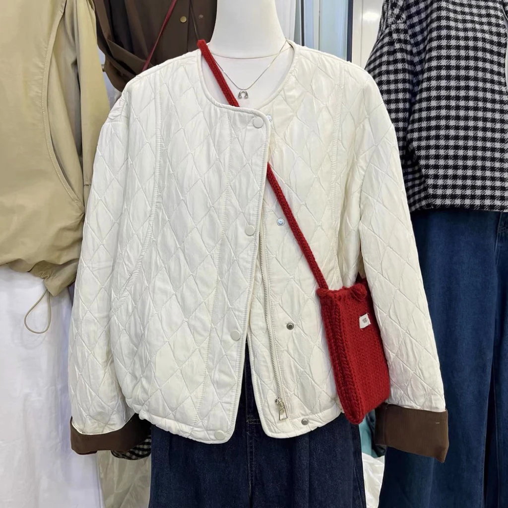 BHH-9628【加州之旅】东大门韩版菱格夹棉压纹灯芯绒撞色拼接袖棉服