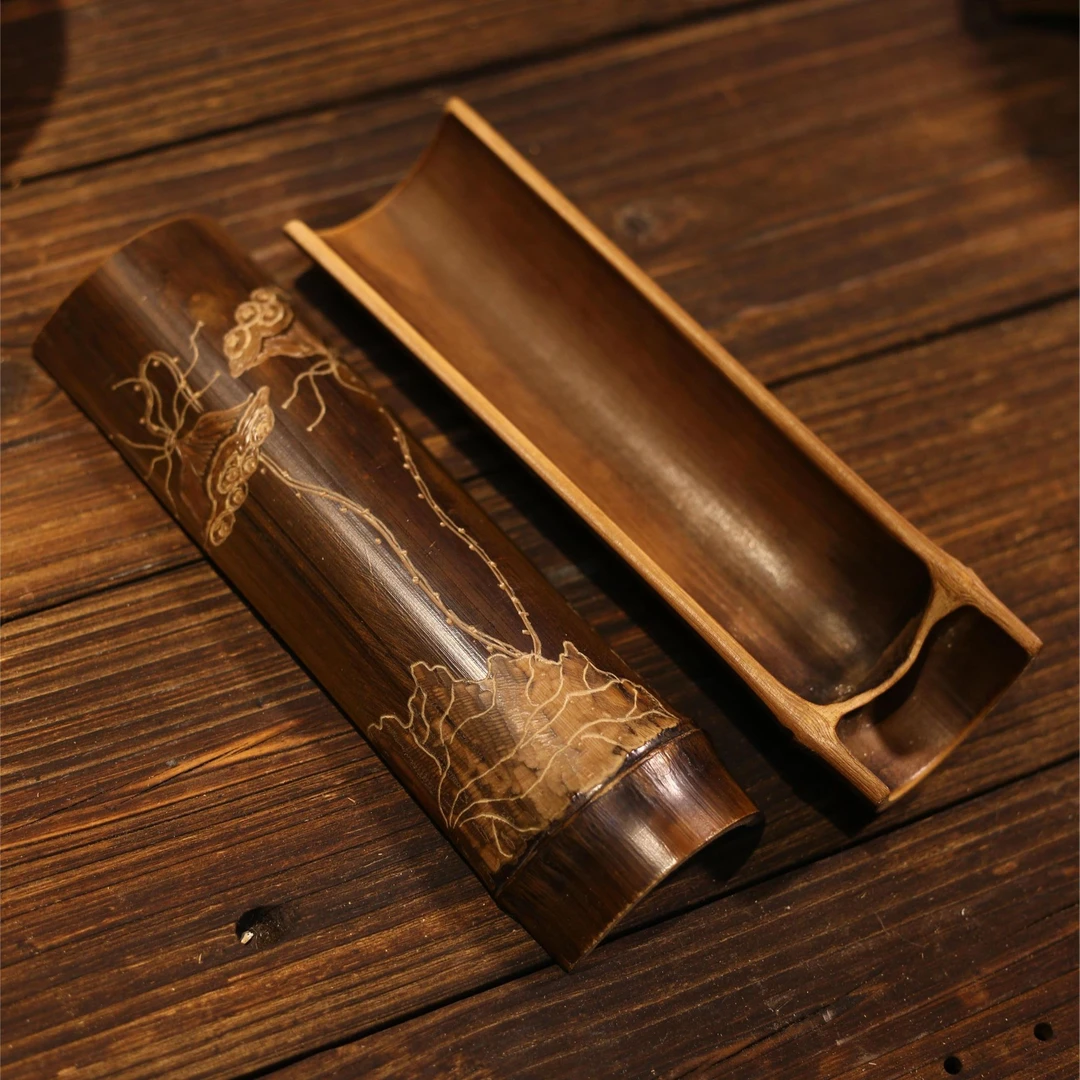 [竹野.礼]【莲·癸卯七月作】竹雕阴刻茶则臂搁 老竹烟熏竹手刻高工