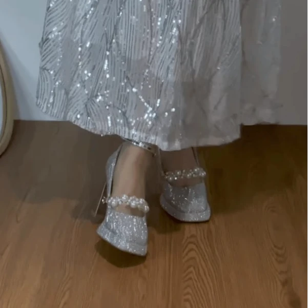 银色婚纱鞋新娘鞋一字带方头粗跟防水台高跟鞋2024春秋玛丽珍女鞋