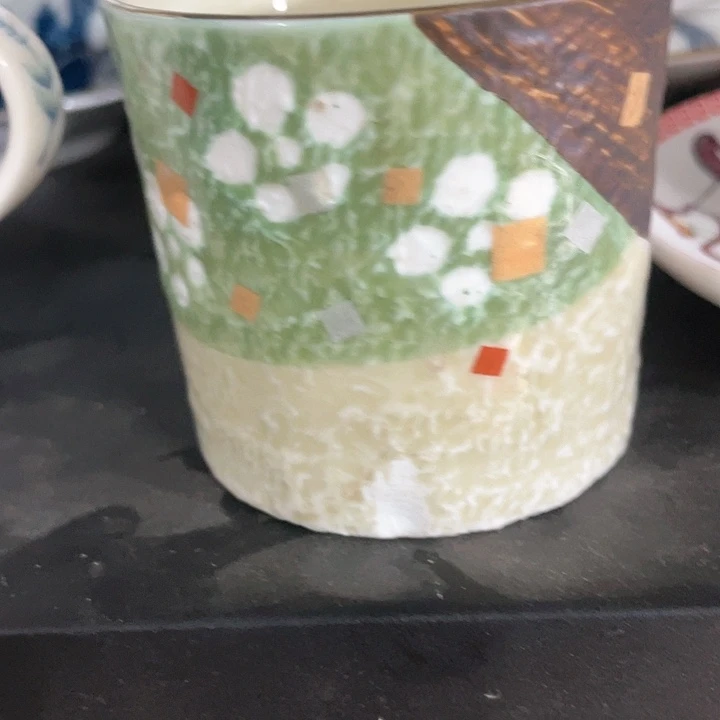 瓷片上**水你在一起吗。我在