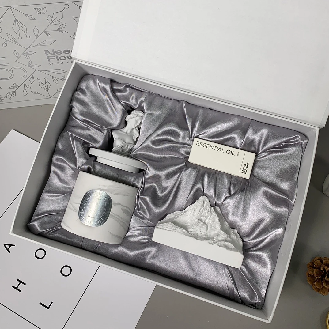 创意香薰蜡烛礼盒高级感阿尔卑斯山生日礼物伴郎伴手礼香薰礼盒