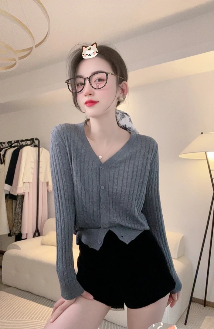 【小乔定制】2025年初秋麻花圆领开衫气质百搭软糯长袖针织毛衣