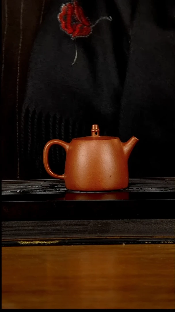 【闪购商品】紫砂茶壶110cc黄龙山原矿朱泥汉铎3