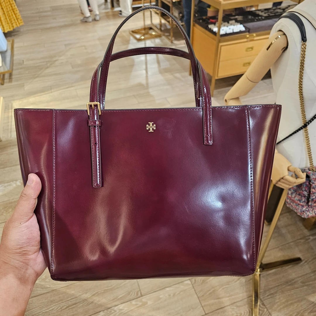 ToryBurch/汤丽柏琦店内结账漆皮牛血色单肩斜跨托特包美国顺丰邮