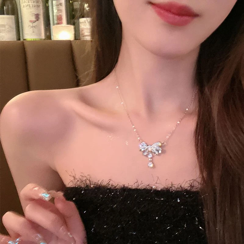 钛钢项链 YIYII STUDIO 微镶锆石蝴蝶结轻奢小众高级感百搭锁骨链