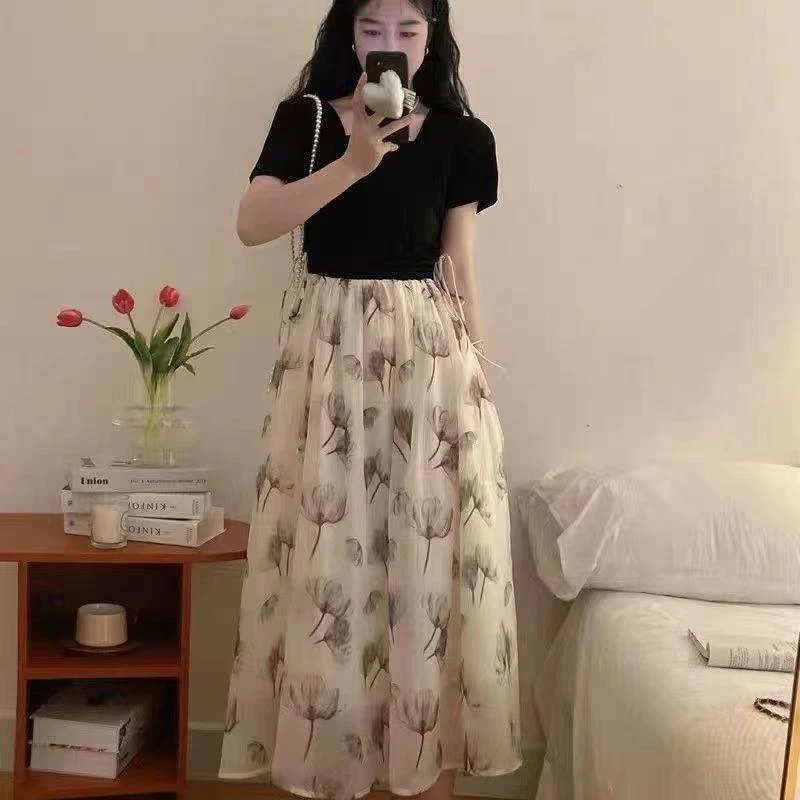 法式茶歇碎花连衣裙2024夏季时尚气质抽绳收腰显瘦温柔风a字裙子