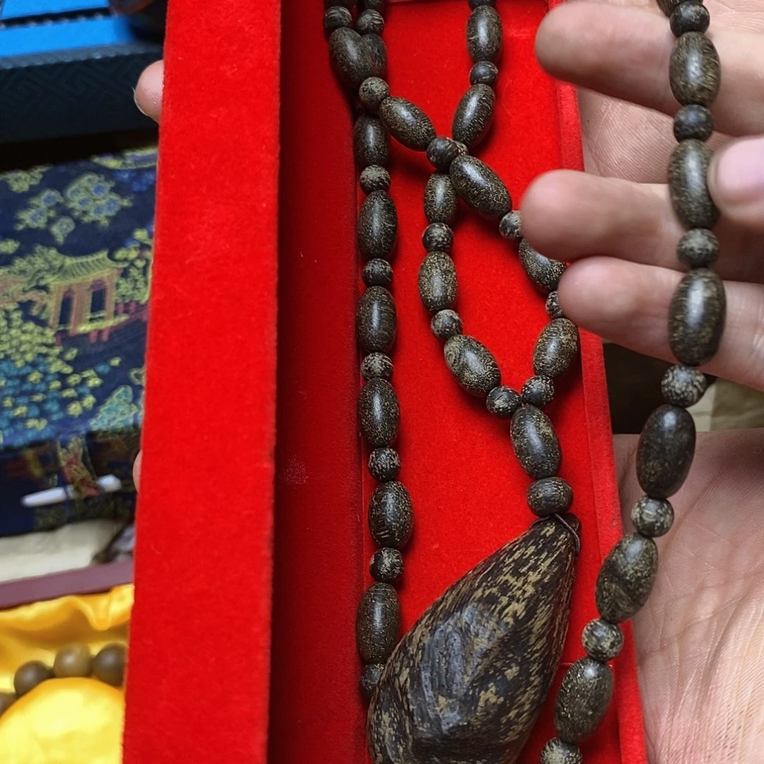 滴血莲花菩提吊坠