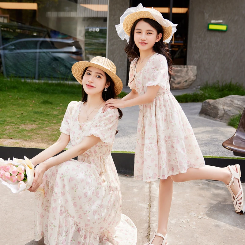 不一样炸街洋气母女装亲子装连衣裙2023年夏装新款显瘦度假长裙潮
