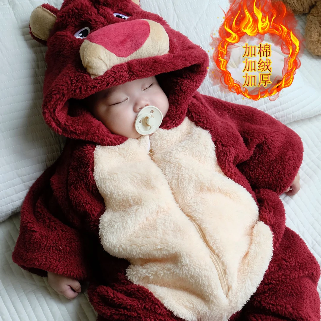 婴儿加棉加绒连体衣冬装草莓熊爬爬服外出服冬季超萌哈衣加厚棉服