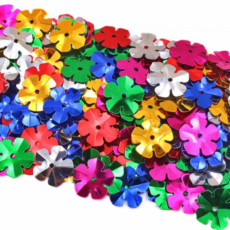 13mm梅花亮片彩色镭射珠片幼教舞台演出服装辅料DIY手工手缝亮片
