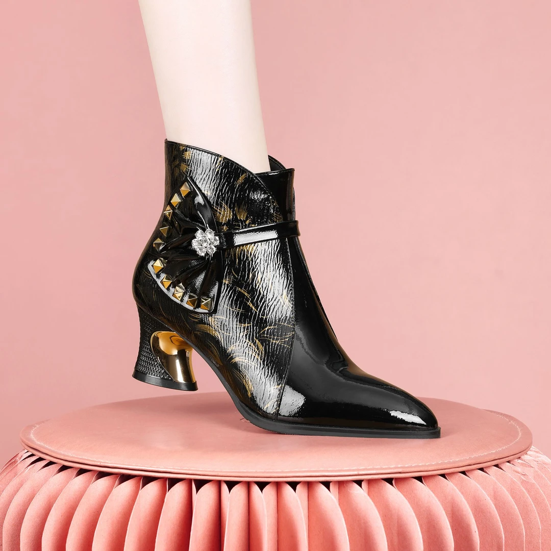 梵芮诗2024秋冬加绒尖头钻饰蝴蝶结时尚气质百搭粗跟女短靴-J0530