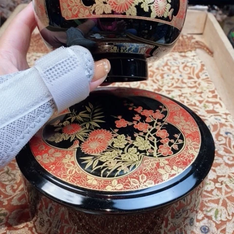 瓷片蕾蕾真的好可爱