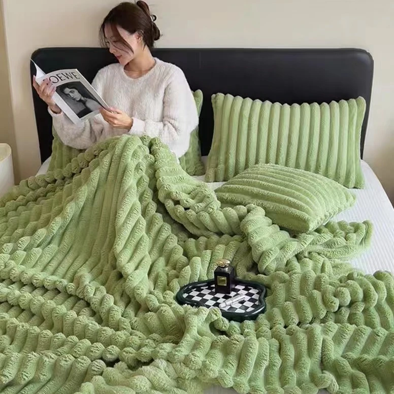 兵仔家纺 200*230绿色加绒纯色抽条绒毛毯床单盖毯睡毯沙发毯