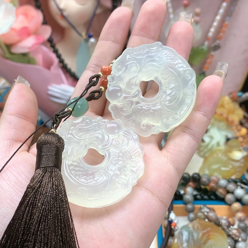 【闪购商品】蛇纹石玉吊坠合金黑***心