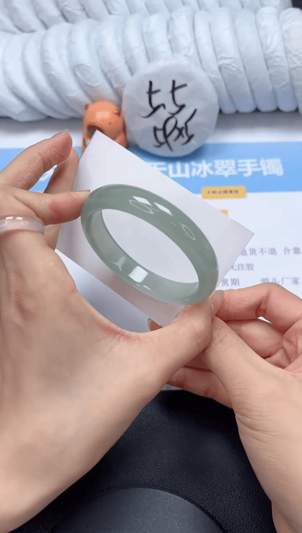【闪购商品】石英质玉手镯未镶嵌Q128-55.1